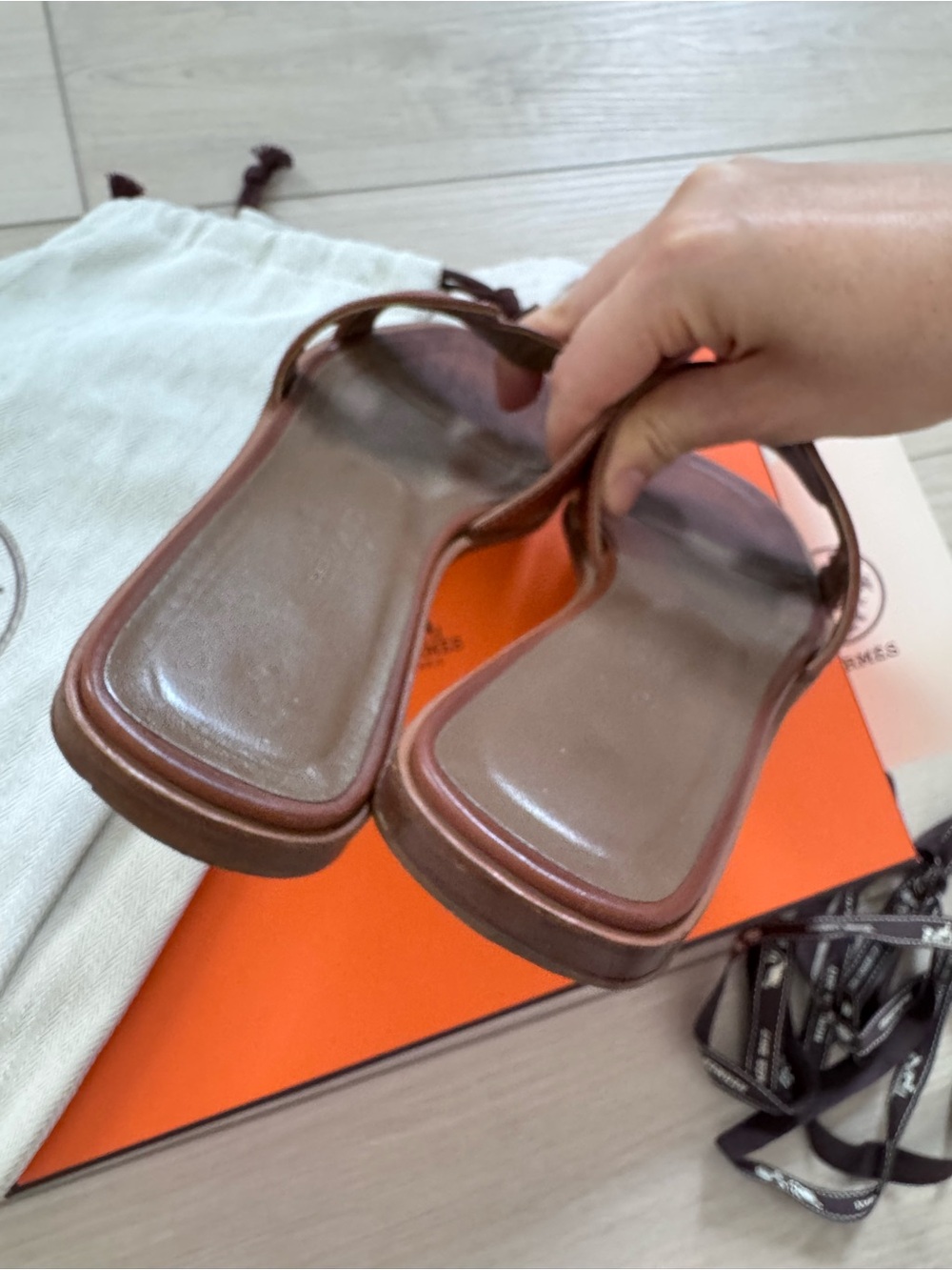 Hermes Oran Leather Sandals Gold sz 34.5 - Picture 8 of 8